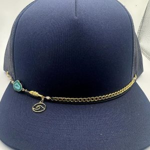 Gold Filled Curb Chain with Moonstone Beads, Geode, Gold Filled Fish & Water Charm. 9 Inches in length Each geode is one of a kind, but the hat chain can be reproduced with varying beads. Please communicate on your choices and preference.